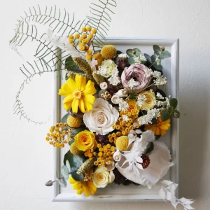 プリザードフラワーのフレームアレンジメント